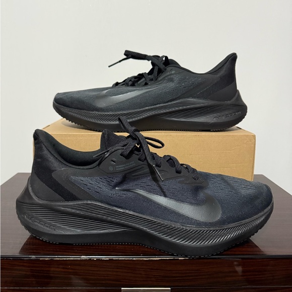 Nike Air Zoom Winflo Mens Size 13 Shoes Black Anthracite CJ0291-001 Running - Picture 1 of 5